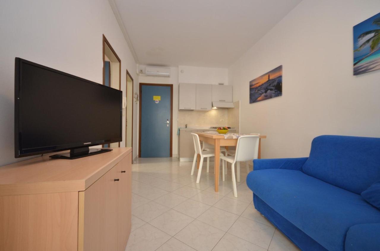 Residenza Marco Polo Apartment ลินญาโน ซับเบียโดโร ภายนอก รูปภาพ